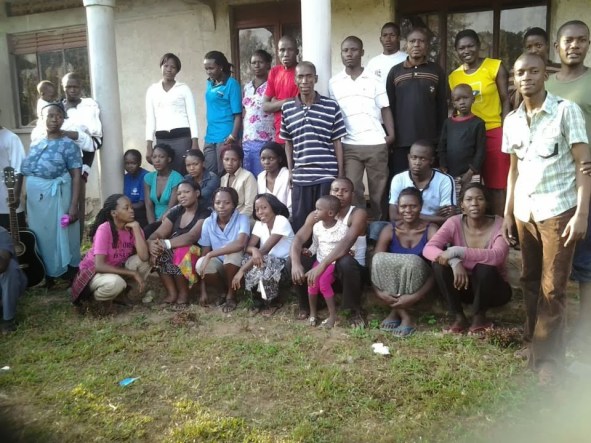 The CMM Butelaja Outreach Team and supporting people from Searchlight of God and other local churches. 