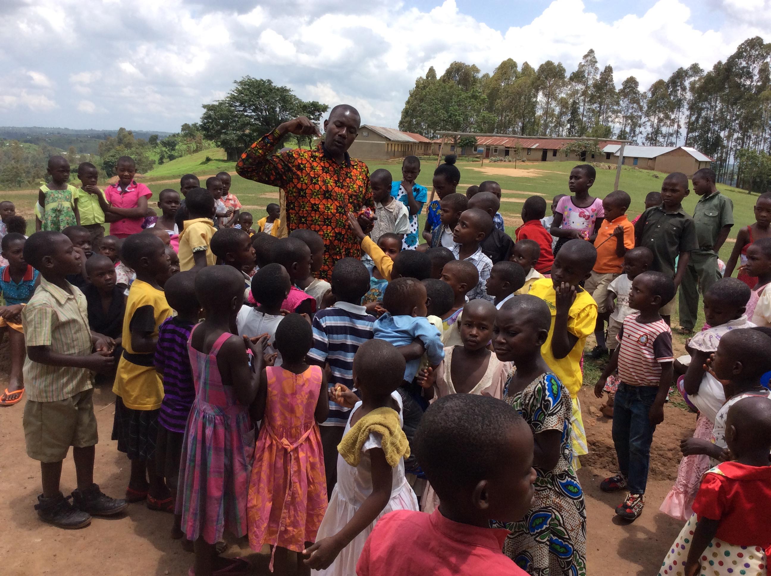 38282065_2156438294644992_2135517302177660928_n