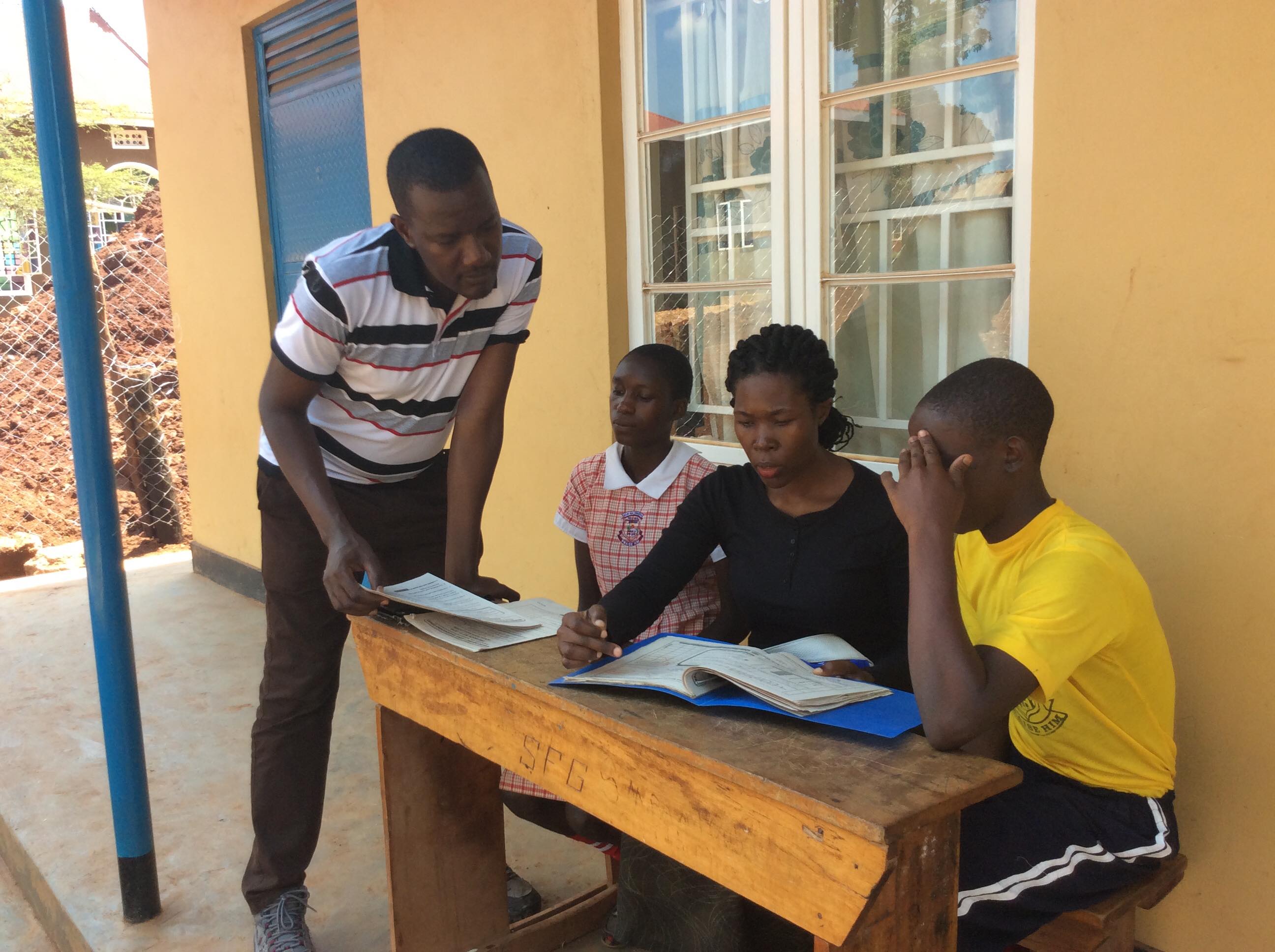 38391991_2156437914645030_3692292494273282048_n